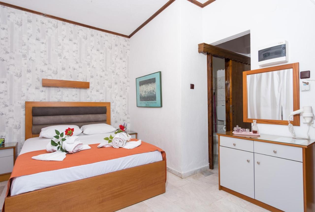 Kostas Studios Skála Marión Buitenkant foto