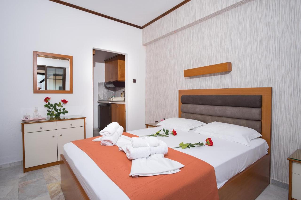 Kostas Studios Skála Marión Buitenkant foto