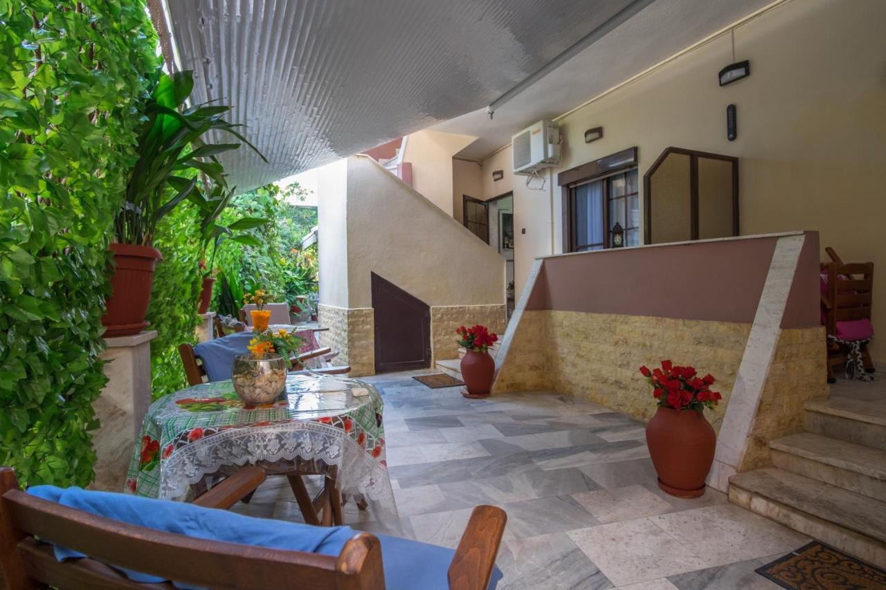 Kostas Studios Skála Marión Buitenkant foto